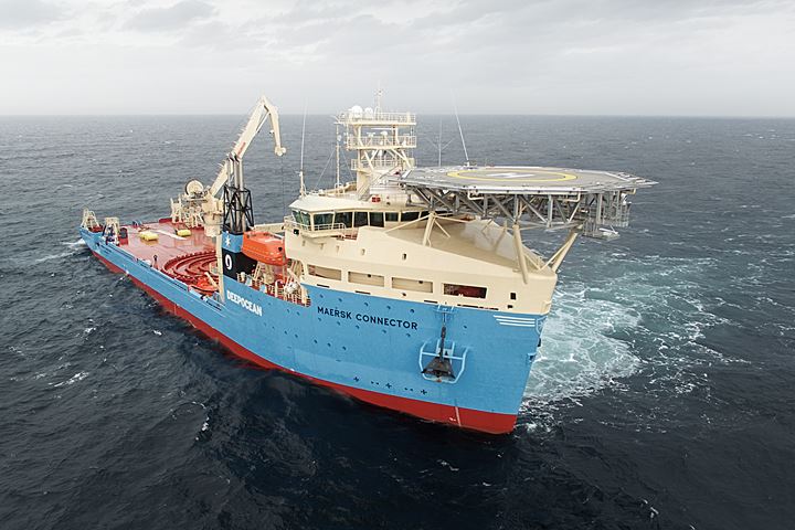 maersk-connector-cable-layer-crane-test-january-2016